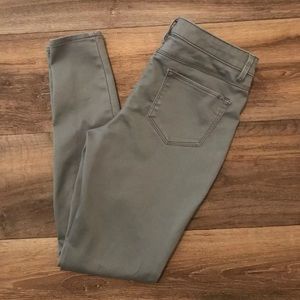 Gray Jeggings